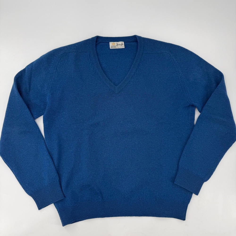 Pringle Scotland V-Neck Sweater Mens 40 Blue Lambswool Scotland Vintage Knit